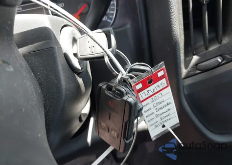 2014 Chevrolet Silverado 1500 1Lt из США, поврежденный, VIN 1GCRCREC5EZ158102